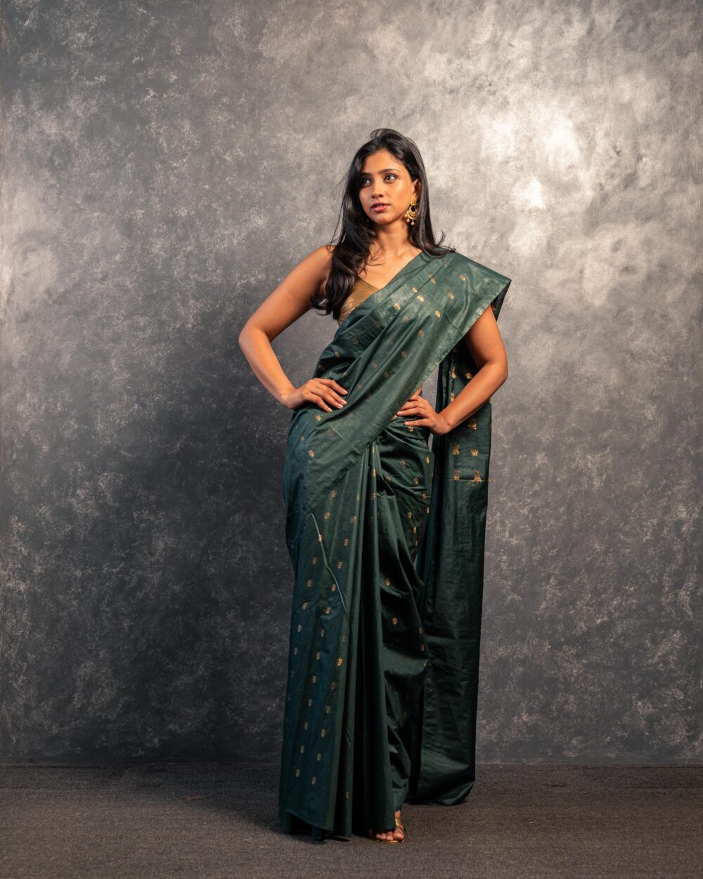 Jade Blossom Saree - Image 2